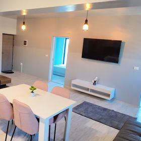 Apartament via Carmina Vladimirescu