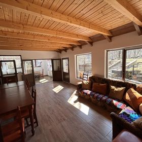 Casă de vacanță cu ciubăr Răcătău