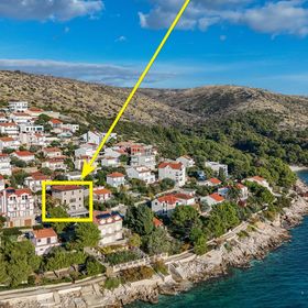 Apartment Iveta Okrug Gornji