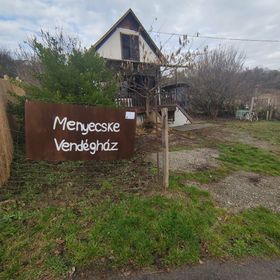 Menyecske Vendégház Keszü