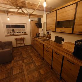 Domek Tuni Pewel Wielki