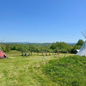 Romantic Wildlife Tipi Teepee Tomnatic Bihor Romania Apuseni
