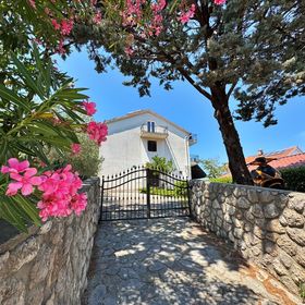 Apartmanok Parkolóhellyel Silo, Krk - 24997 Šilo