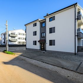 Apartman Karla Zambratija