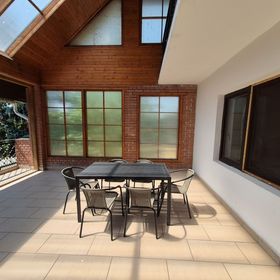 Fehér Gólya Pihenőporta Sarud