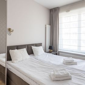 Golden Apartments Warsaw – Luxury Building, Rooftop Terrace, Sienna 37