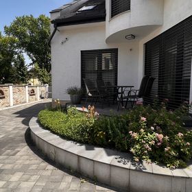 Modern Loft Apartment Urban Calm 1 Győr