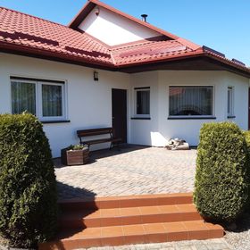 DOM Bursztyn Rusinowo