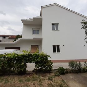 Apartmanok Parkolóhellyel Kastel Novi, Kastela - 24745 Kaštel Novi