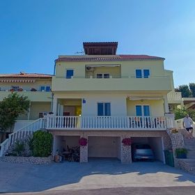 Apartmanok Parkolóhellyel Rtina - Miocici, Zadar - 25034 Rtina - Miočići