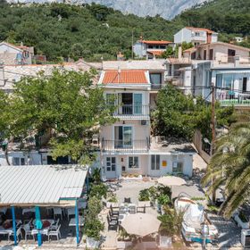 Nyaralóház A Tenger Mellett Bratus, Makarska - 25055 Bratuš