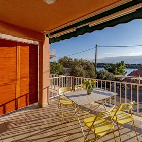 Apartman Karbuni - CDS784