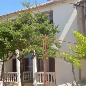 Apartments and Rooms Jakov Primosten