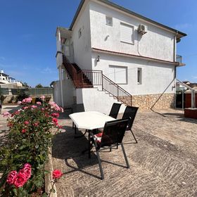 Apartments Raste Jezera