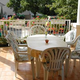 Bor Apartmanház Gyenesdiás