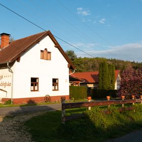 Tücsöktanya Vendégház Kétvölgy