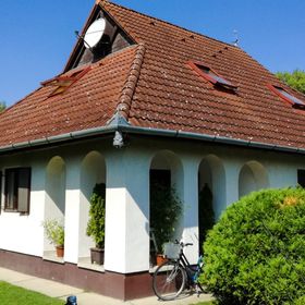 Pelikán Apartman Balatonberény