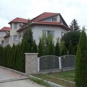 Pávai Apartmanház Hajdúszoboszló