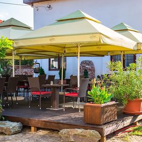 Il Gallo Nero - Fekete Kakas Étterem és Panzió Szombathely