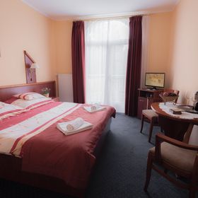 Boglárka Panzió Étterem Mezőkövesd