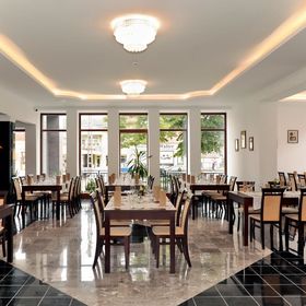 Oportó Étterem és Panzió Villány