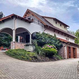 Őzkút Apartmanház Ólmod