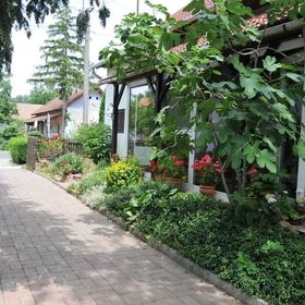 Barátka Vendégház Abádszalók