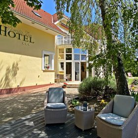 Penta Lux Hotel és Apartman Tata