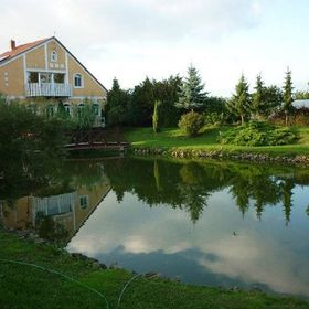 Áldos Wellness Panzió Farád