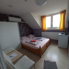 Fekete Macska Panzió Tata