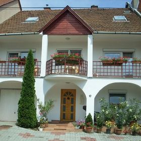 Holiday Vendégház Eger