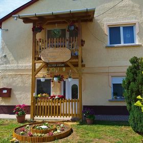 Keletifény Vendégház Verpelét