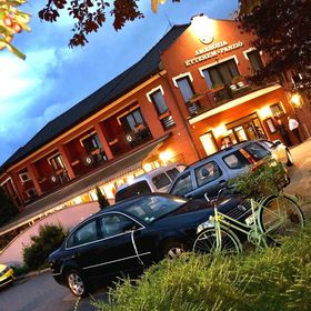 Ambrózia Étterem és Panzió**** Kazincbarcika