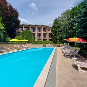 Hotel Villa Pax Balatonalmádi