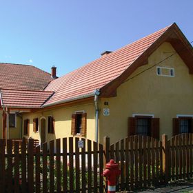 Benkő Vendégház Kiskutas