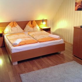 Sárga Apartmanház Balatonfüred