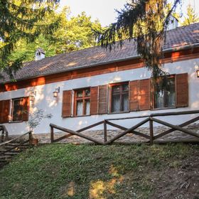 Keresztkút Erdei Pihenőhely Kőszeg