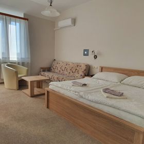 Karát Panzió Balatongyörök