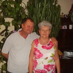 Marika és Nándi Vendégváró Újpetre