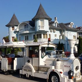 Crystal és Susanne Panzió Siófok