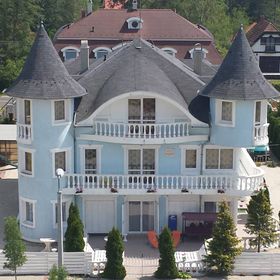 Crystal és Susanne Panzió Siófok