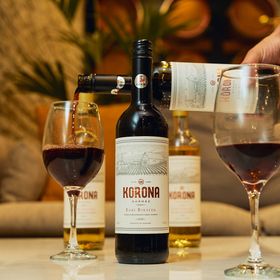 Egri Korona Borház - Borfalu, Wellness Hotel és Kemping