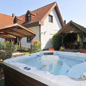 Lidó Wellness és Bor Villa Siófok