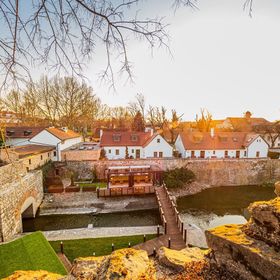 Platán Udvarház Tata