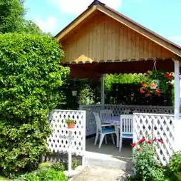 Czanek Apartman Komárom