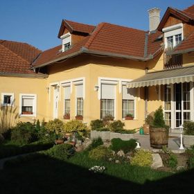 Viola Vendégház Pápa