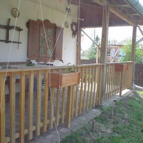 Tornácos Parasztház Tiszaszentimre