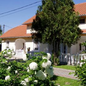 Apartmanház Mediterrán Harkány
