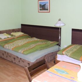 Kápolnás Vendégház Báta