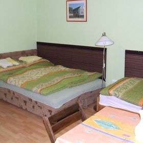 Kápolnás Vendégház Báta